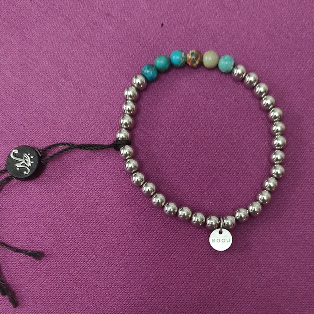 Silver and Turquoise Beaded Bracelet - Picture 2 of 4
